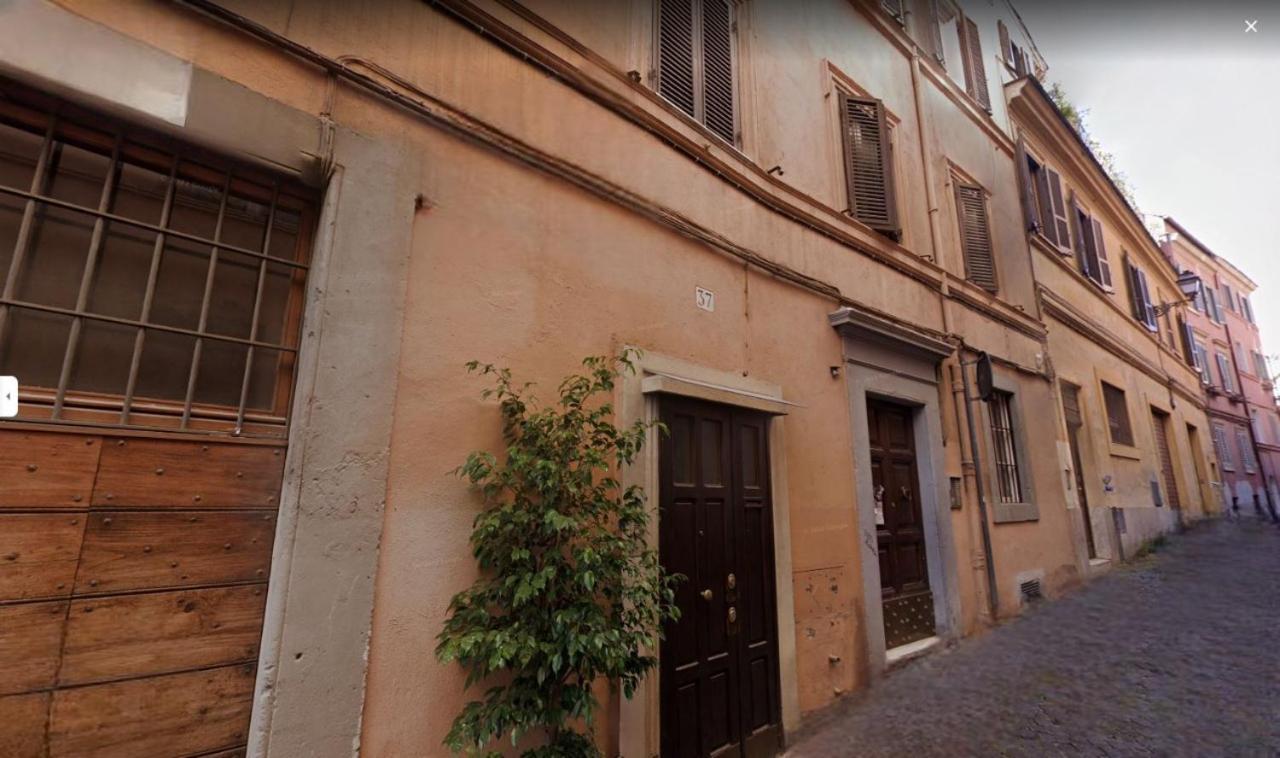 Entire Building With 4 Near The Colosseum * Rom